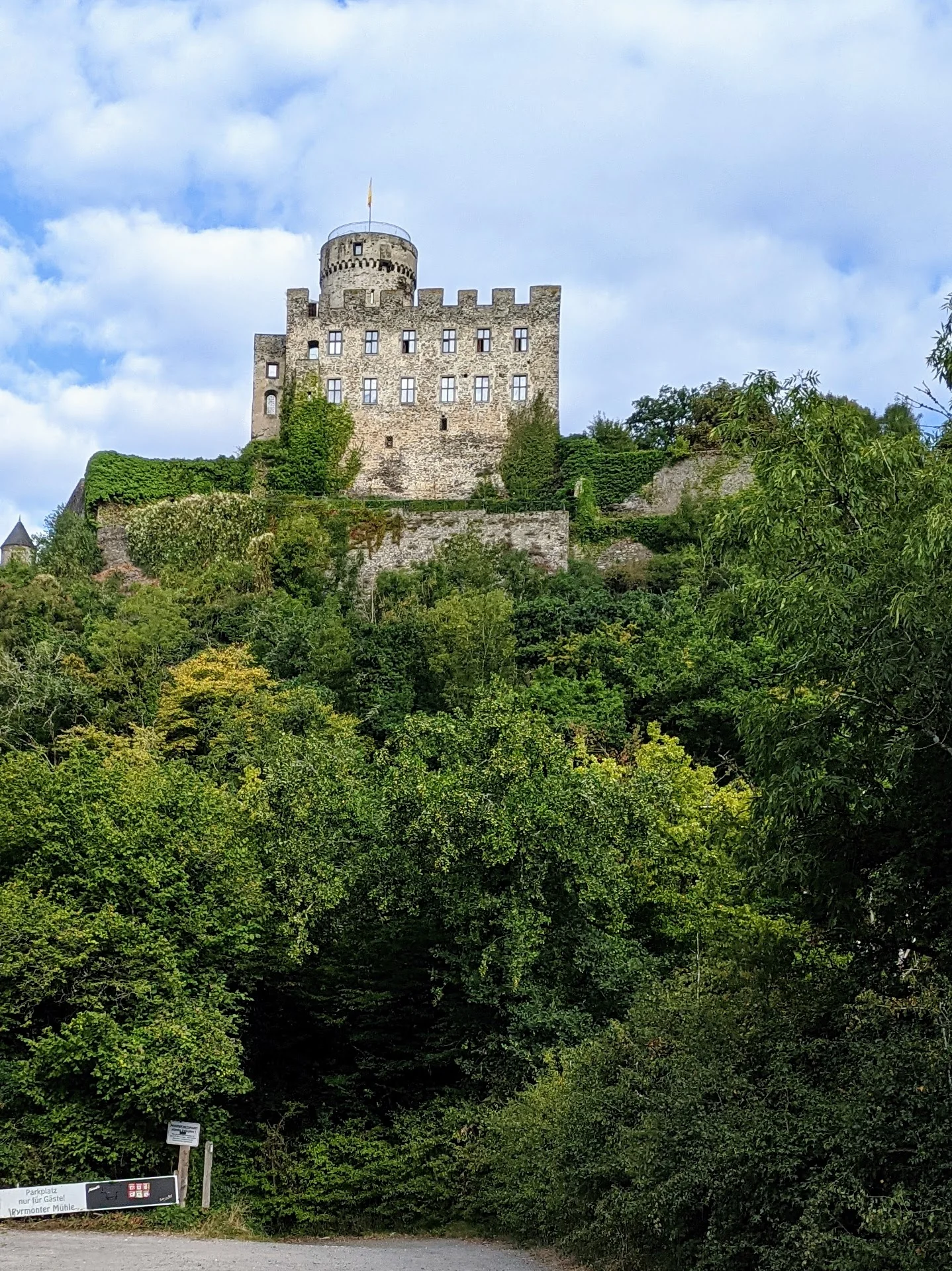 Pyrmont Castle near the Pyrmonter Waterfall